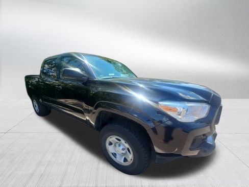 Used 2021 Toyota Tacoma SR AWD/4WD image 3