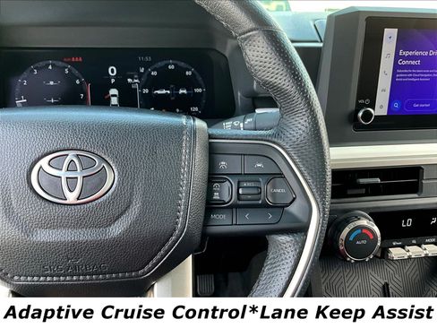 Used 2024 Toyota Tacoma TRD Off-Road AWD/4WD image 13