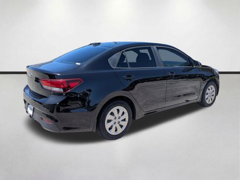 Used 2018 Kia Rio LX FWD image 4