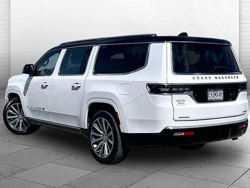 Used 2023 Jeep Grand Wagoneer L Series II AWD/4WD image 9