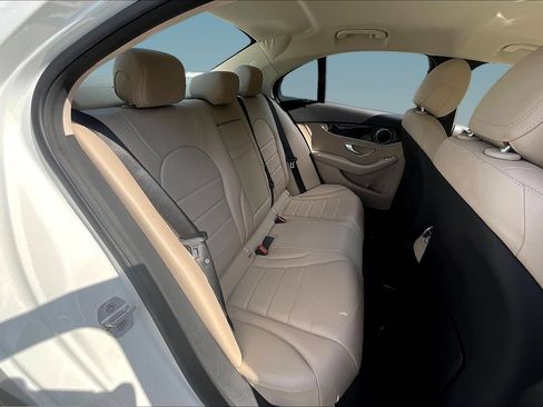 Used 2015 Mercedes-Benz C 300 4MATIC Sedan image 24