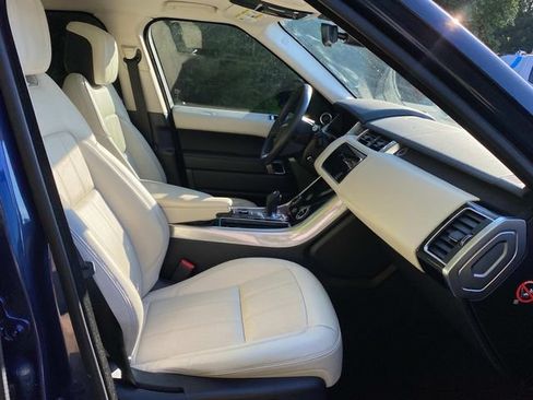 Used 2018 Land Rover Range Rover Sport HSE AWD/4WD image 36