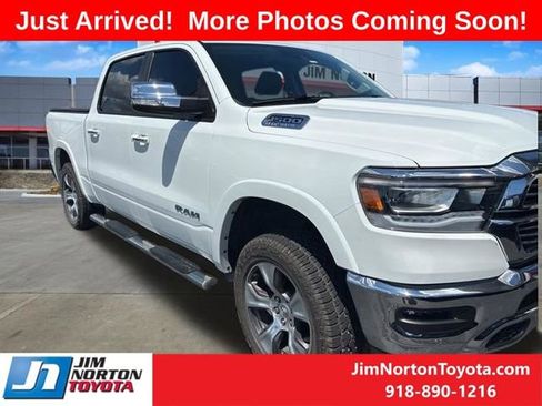 Used 2022 RAM 1500 Laramie AWD/4WD image 1