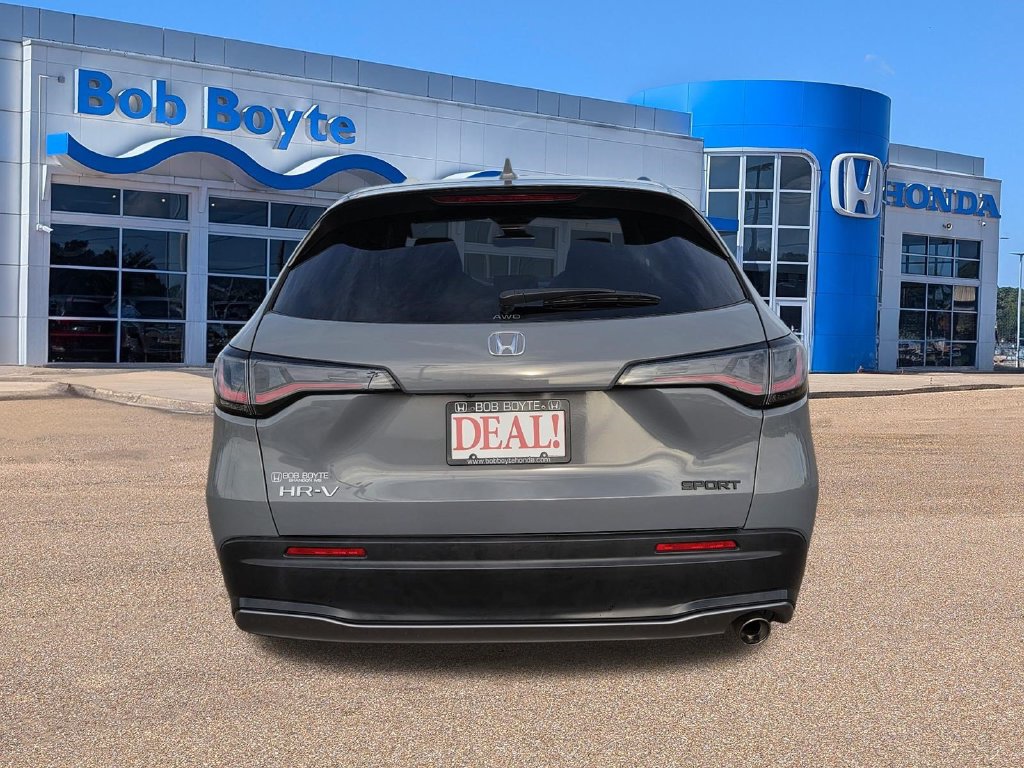 Certified 2025 Honda HR-V Sport image 6