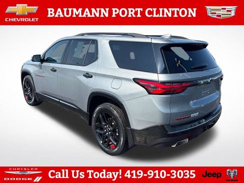 Used 2023 Chevrolet Traverse Premier w/ Redline Edition AWD/4WD image 4