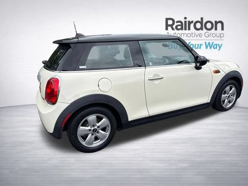 Used 2015 MINI Cooper 2-Door Hardtop FWD image 7