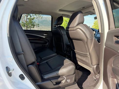 Used 2020 Acura MDX SH-AWD image 19
