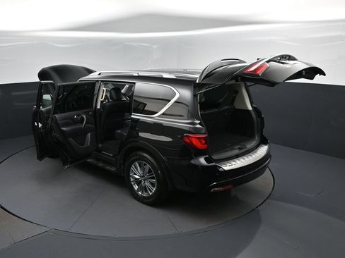 Used 2021 INFINITI QX80 Luxe RWD image 2