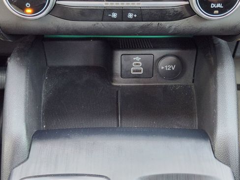 Used 2024 Ford Escape Active image 22