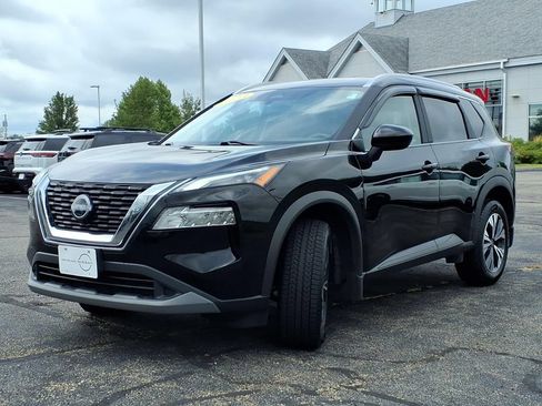 Certified 2023 Nissan Rogue SV w/ SV Premium B Package AWD/4WD image 6