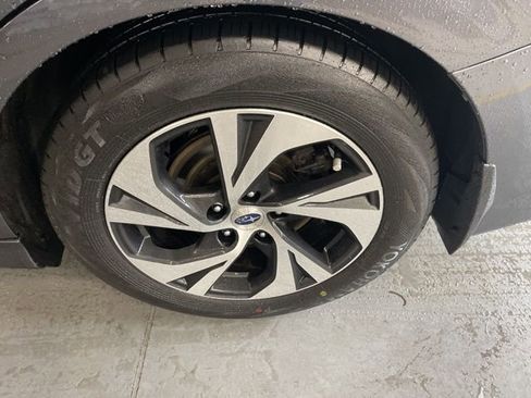 Used 2024 Subaru Legacy Premium image 9