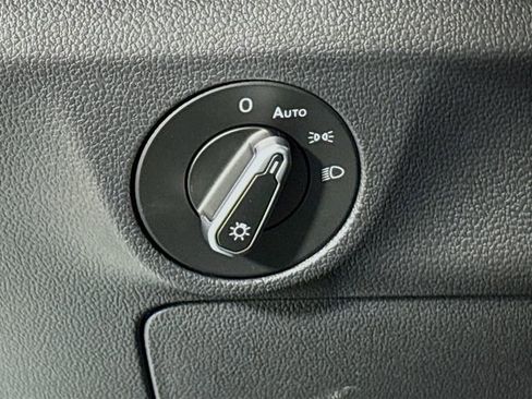 New 2026 Volkswagen Jetta SE image 10