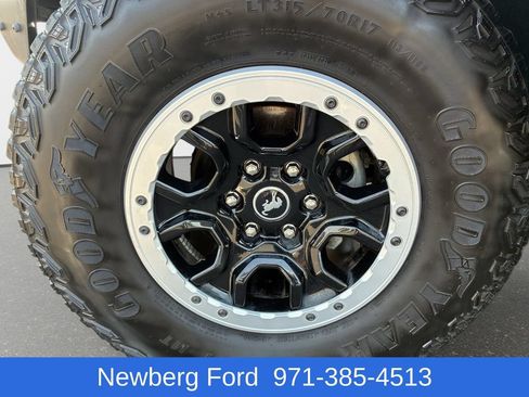 Used 2022 Ford Bronco Outer Banks w/ Sasquatch Package AWD/4WD image 10