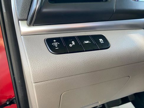 Used 2020 Hyundai Elantra Value Edition FWD image 59