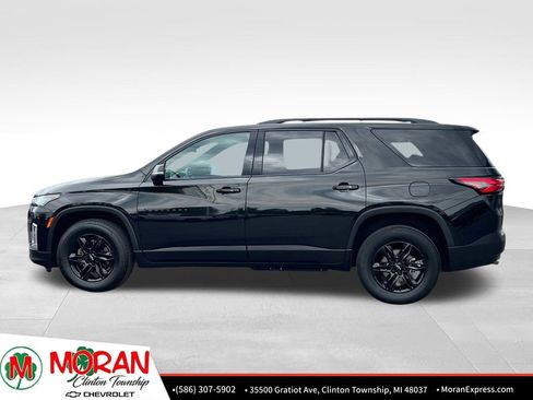 Certified 2023 Chevrolet Traverse LT FWD image 3