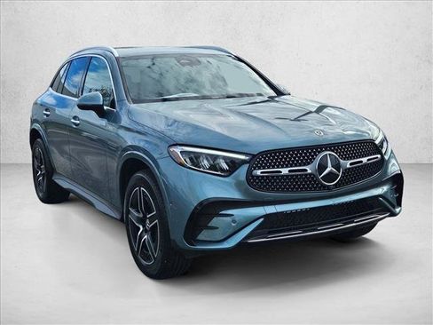 Used 2026 Mercedes-Benz GLC 300 image 7