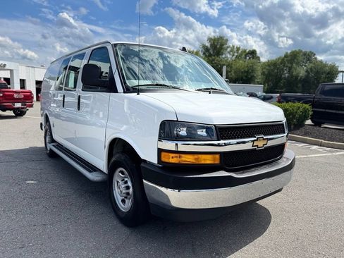 Used 2025 Chevrolet Express 2500 w/ Driver Convenience Package RWD image 9