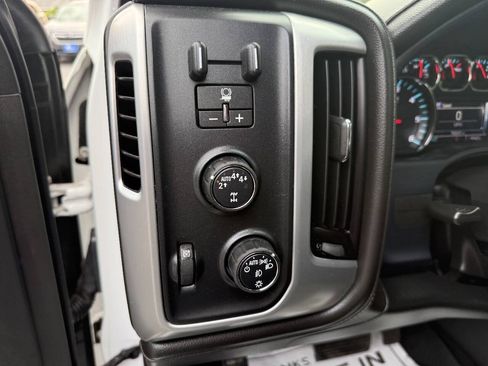 Used 2018 GMC Sierra 1500 SLT AWD/4WD image 20