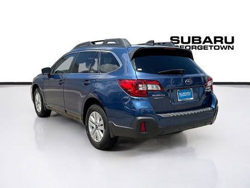 Used 2019 Subaru Outback 2.5i Premium w/ Popular Package #2 AWD/4WD image 5