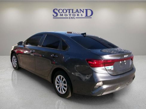 Used 2024 Kia Forte LX image 8