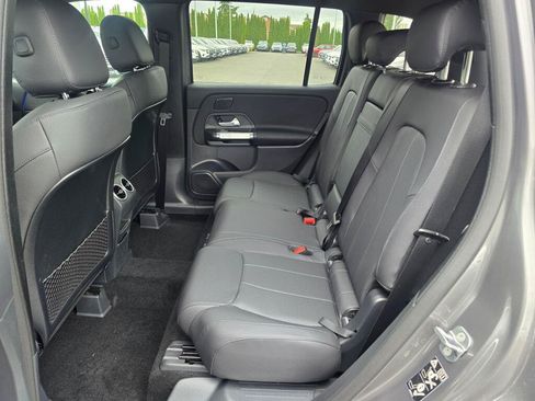 New 2026 Mercedes-Benz GLB 250 4MATIC image 18