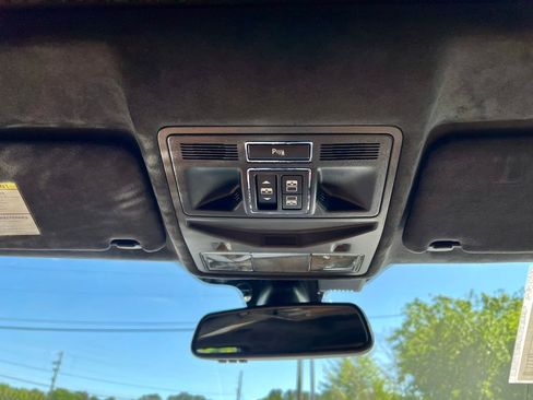 Used 2013 Jaguar XJ AWD image 24