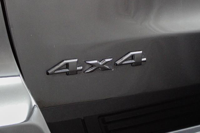 Used 2022 Jeep Grand Cherokee Laredo X AWD/4WD image 11