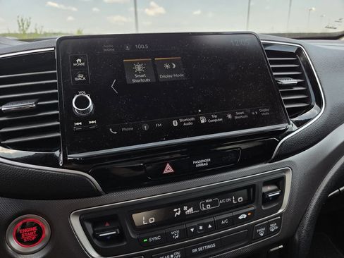Used 2025 Honda Ridgeline RTL image 11