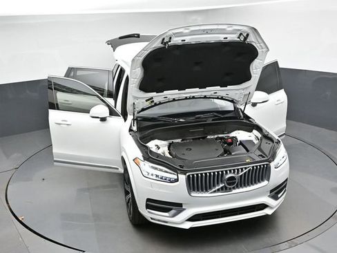 Used 2024 Volvo XC90 B6 Plus w/ Protection Package Premier AWD/4WD image 50