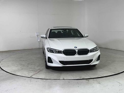 Used 2025 BMW 330i xDrive Sedan w/ Premium Package image 7