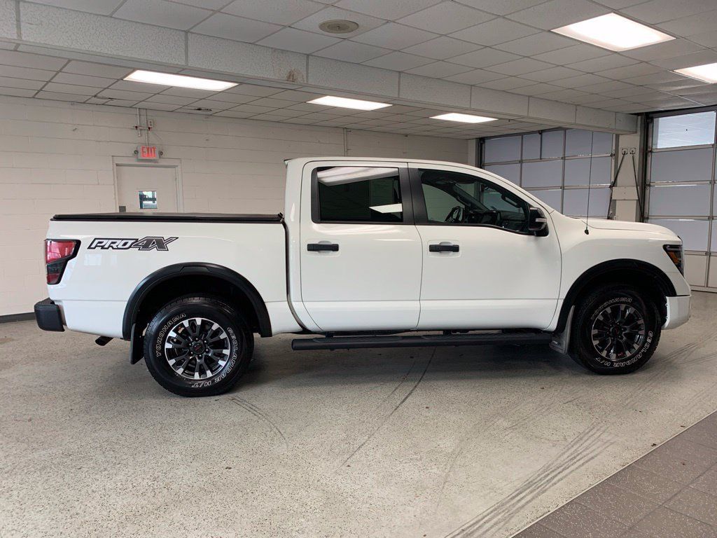 Used 2021 Nissan Titan PRO-4X w/ Pro-4x Convenience Package AWD/4WD image 9