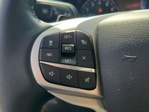 Used 2021 Ford Explorer Limited w/ Equipment Group 301A RWD image 25