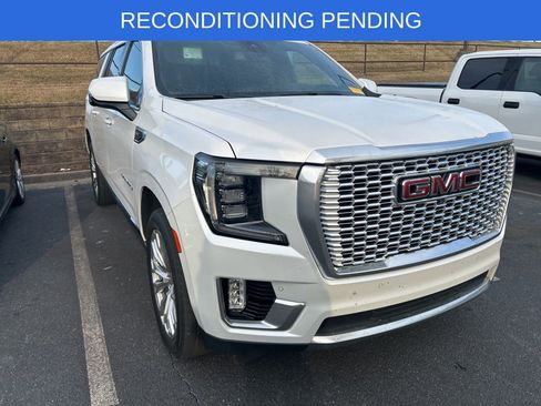 Used 2023 GMC Yukon XL Denali w/ Max Trailering Package image 2