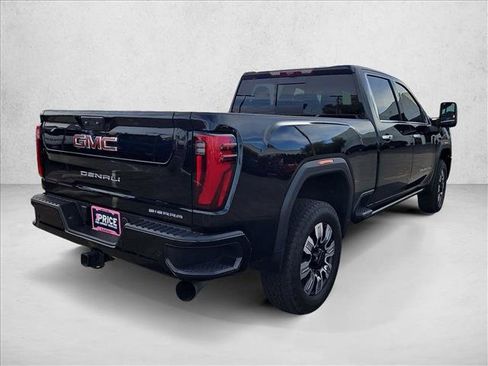 Used 2024 GMC Sierra 2500 Denali w/ Denali Reserve Package AWD/4WD image 5