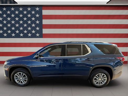 Used 2023 Chevrolet Traverse LT image 8