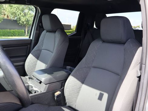 Certified 2025 Toyota Tacoma SR5 image 13