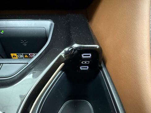 New 2026 Toyota Crown Signia Limited w/ Advanced Technology Package image 20