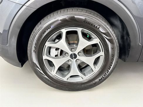 Used 2022 Kia Telluride EX FWD image 46
