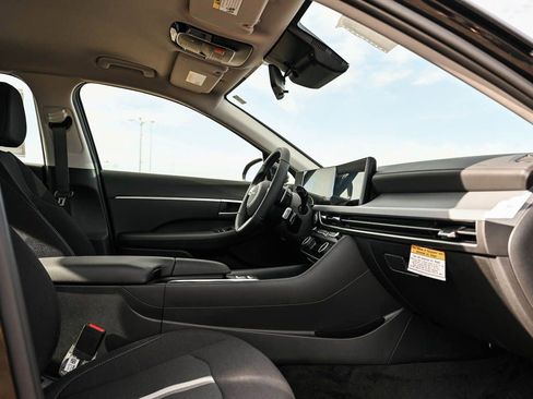 New 2026 Hyundai Sonata SEL image 9