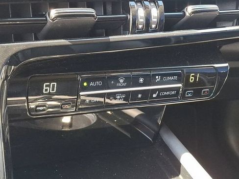 Used 2023 Toyota Mirai w/ Advanced Technology Package RWD image 17