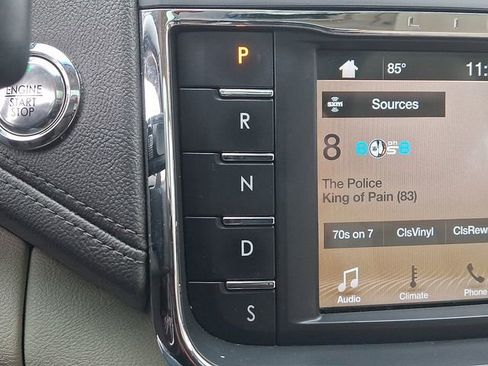 Used 2018 Lincoln Continental Select w/ Continental Climate Package image 22