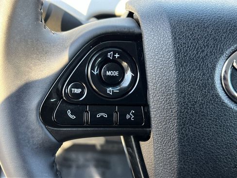 Used 2022 Toyota Prius Prime LE image 30