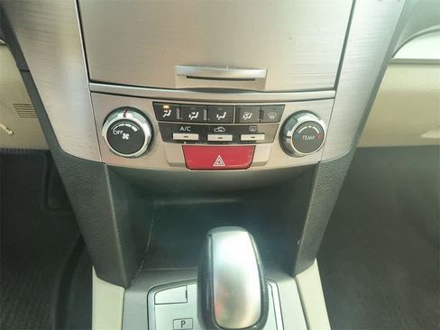 Used 2013 Subaru Outback 2.5i Premium image 17