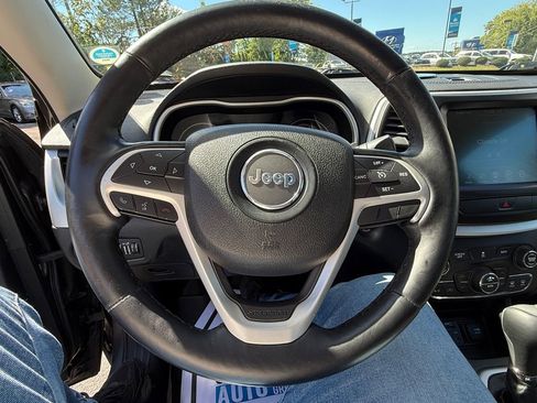 Used 2014 Jeep Cherokee Limited image 11