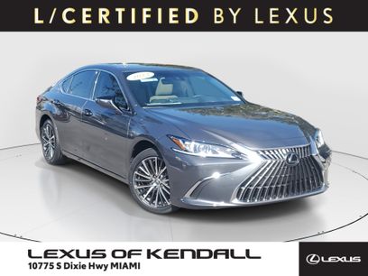 Used 2023 Lexus ES 300h w/ Premium Package