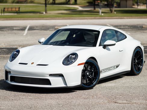 Used 2022 Porsche 911 GT3 RWD image 5