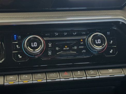 Used 2022 GMC Sierra 1500 Denali image 10