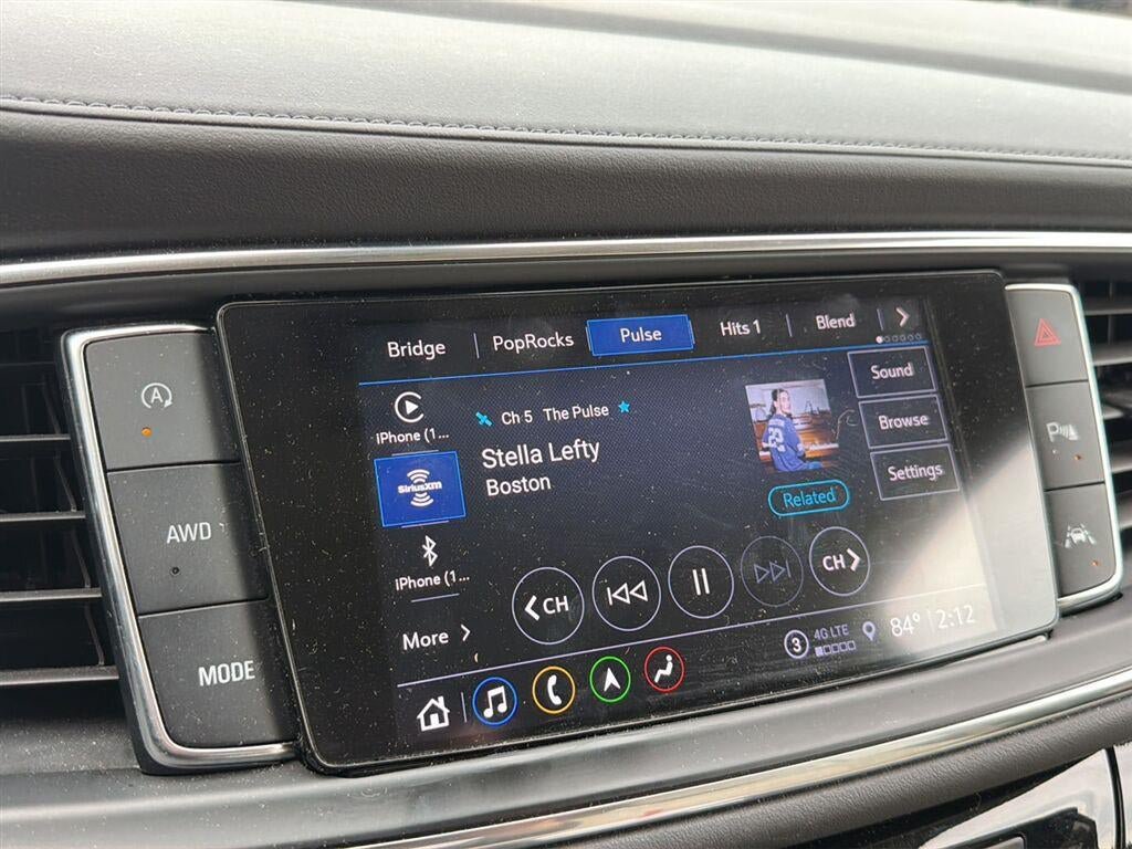 Used 2022 Buick Enclave Avenir w/ Avenir Technology Package AWD/4WD image 46