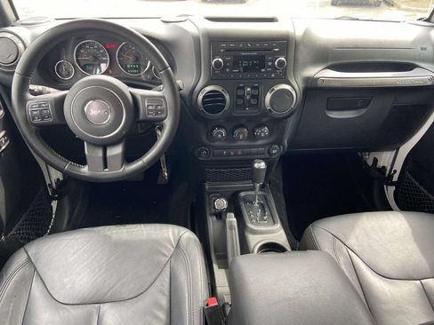 Used 2016 Jeep Wrangler Unlimited Sport w/ Quick Order Package 24S AWD/4WD image 11