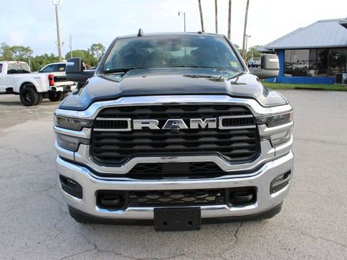 Used 2026 RAM 2500 Big Horn AWD/4WD image 2